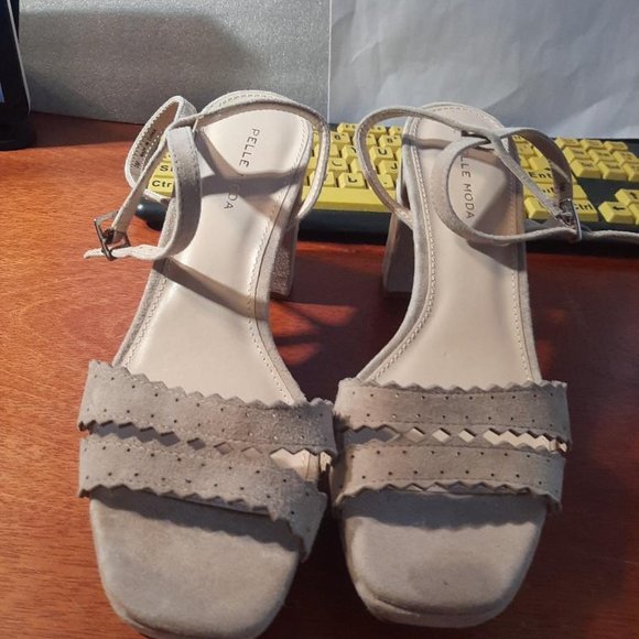 NEW ! Pella Mode Ansel Women Platform Sandal Color Mushroom Size 9 - Picture 4 of 7